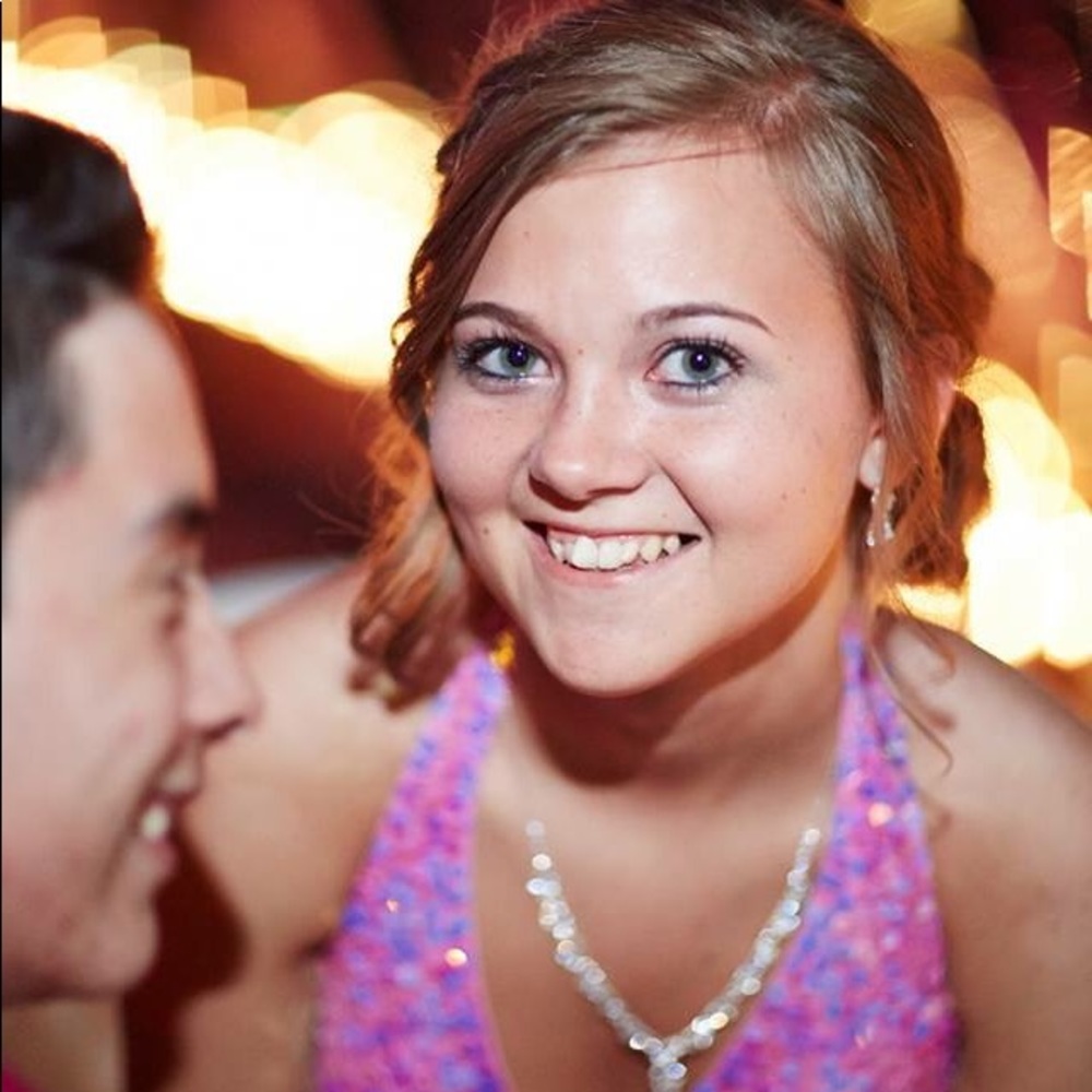 Meet your Posher, Brooke